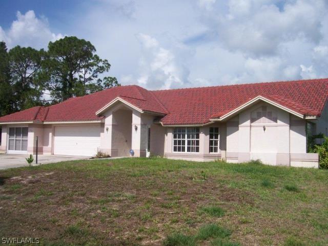 17 Hampton Ave., Lehigh Acres, FL 33936
