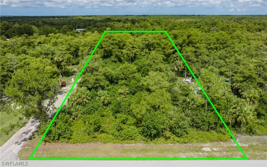 441 8th St., Naples, FL 34117