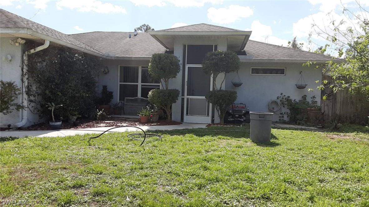 914 Avery St., Lehigh Acres, FL 33974
