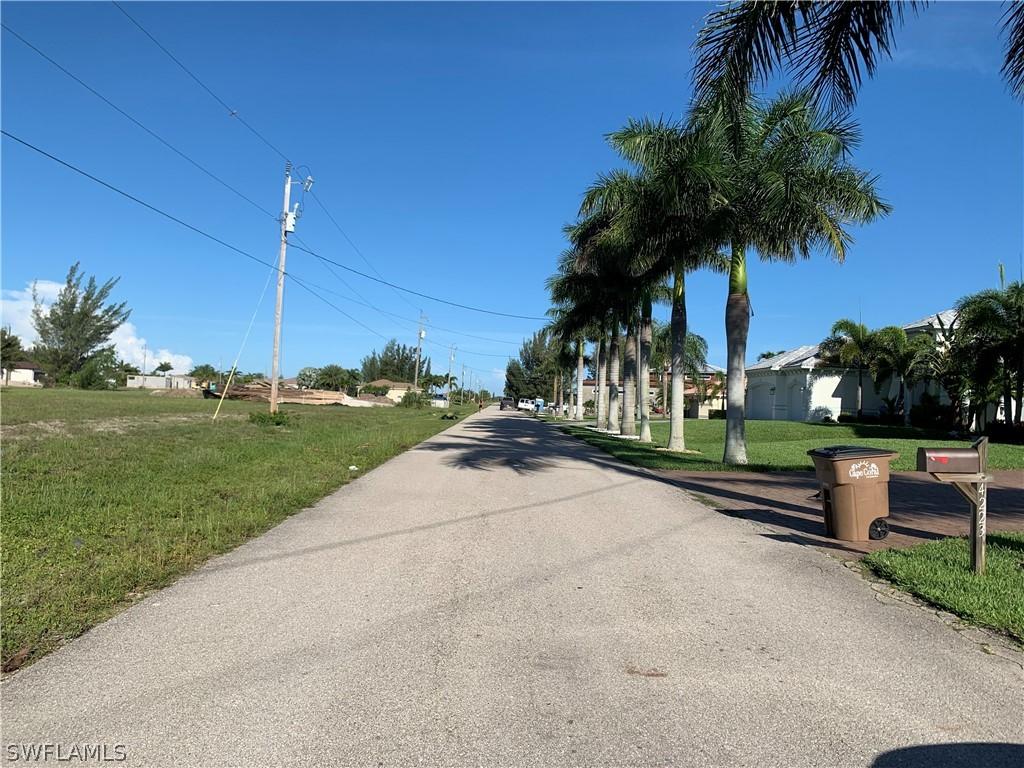 4216 NW 28th St., Cape Coral, FL 33993