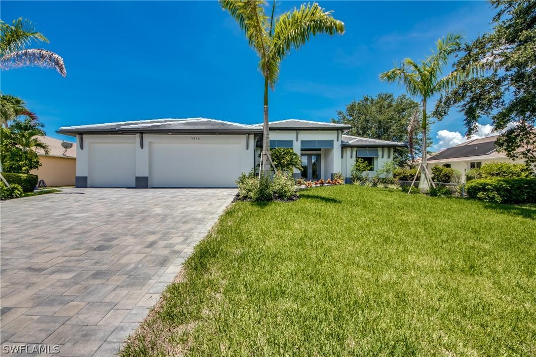 5216 SW 27th Pl., Cape Coral, FL 33914