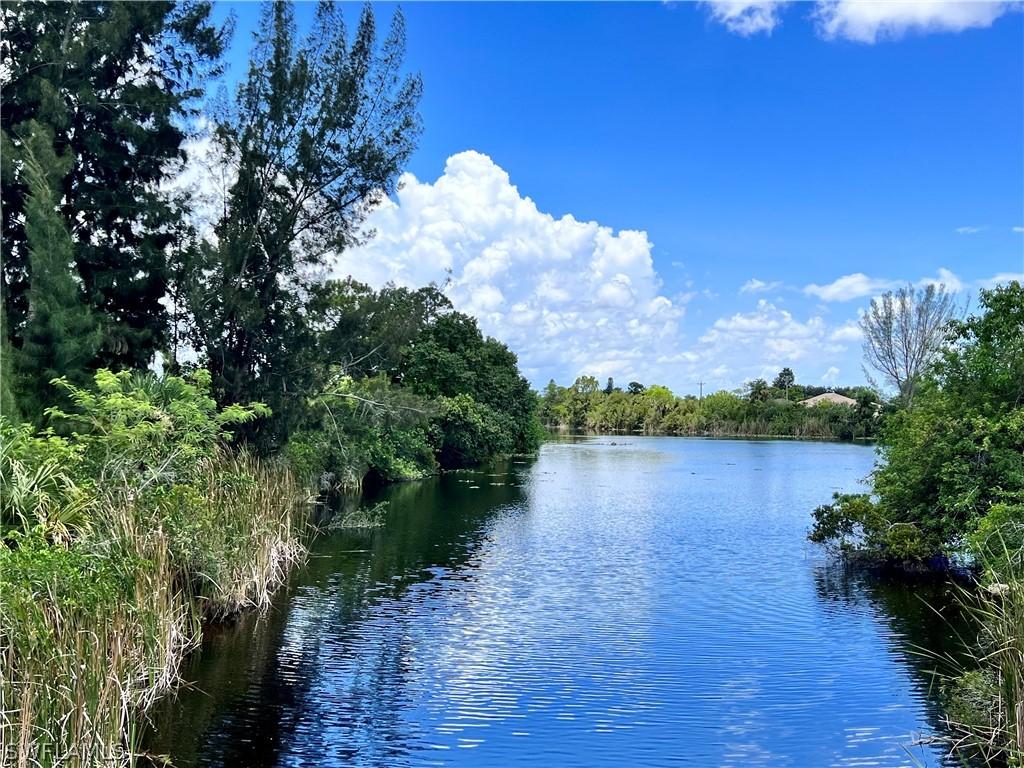 2346 NE 19th Pl., Cape Coral, FL 33909