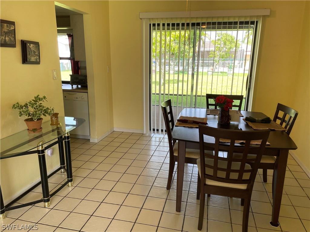 705 SE 10th Pl., Cape Coral, FL 33990