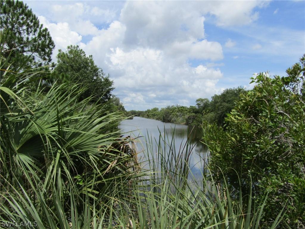 3704 NW 47th St., Cape Coral, FL 33993