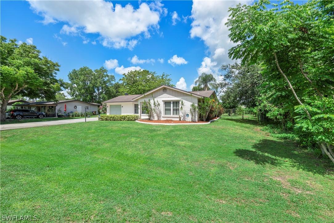 321 Ohio Rd., Lehigh Acres, FL 33936