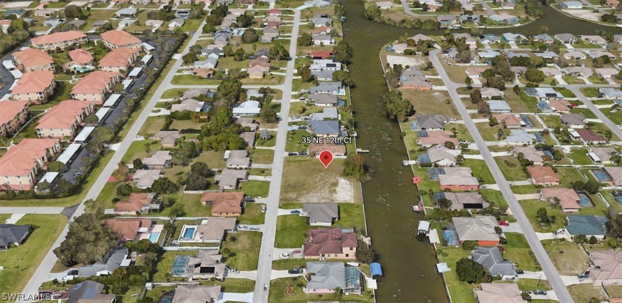 35 NE 12th Ct., Cape Coral, FL 33909