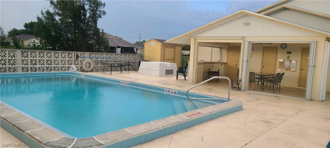 603 SE 15th St. #102, Cape Coral, FL 33990