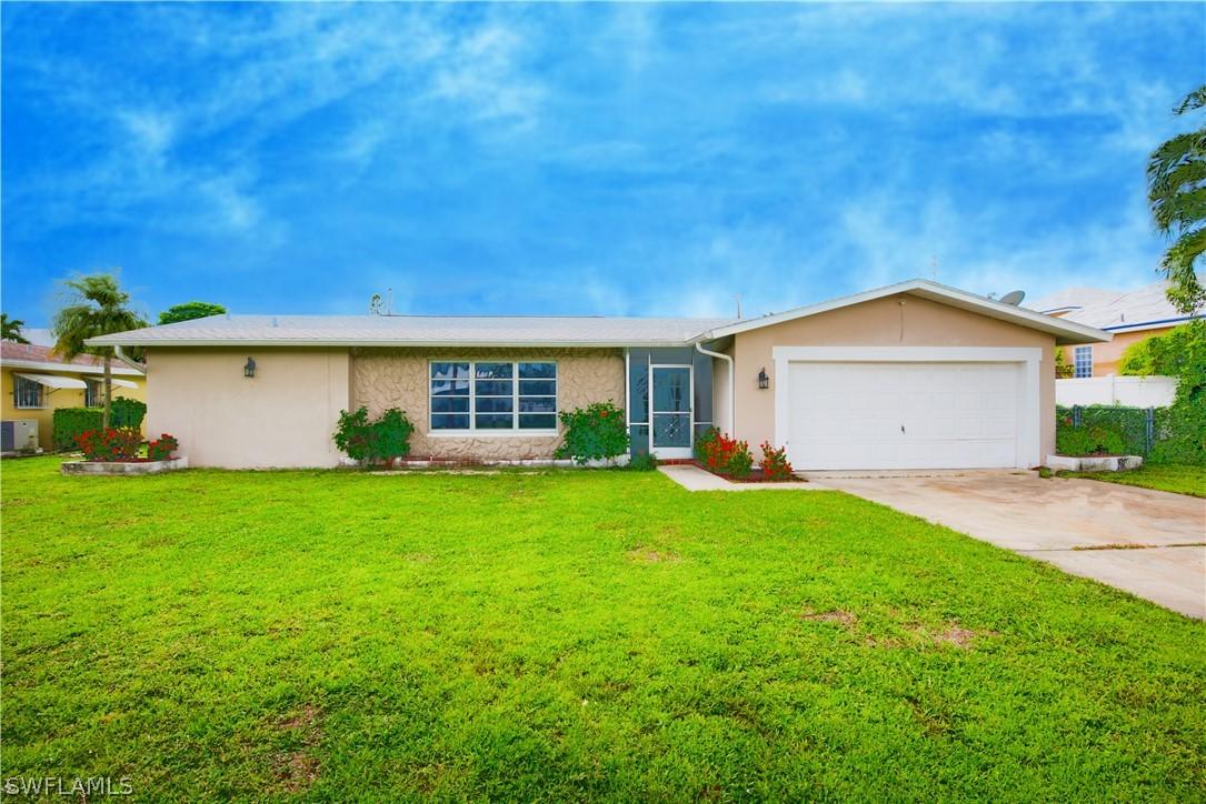 1906 SE 39th Ter., Cape Coral, FL 33904