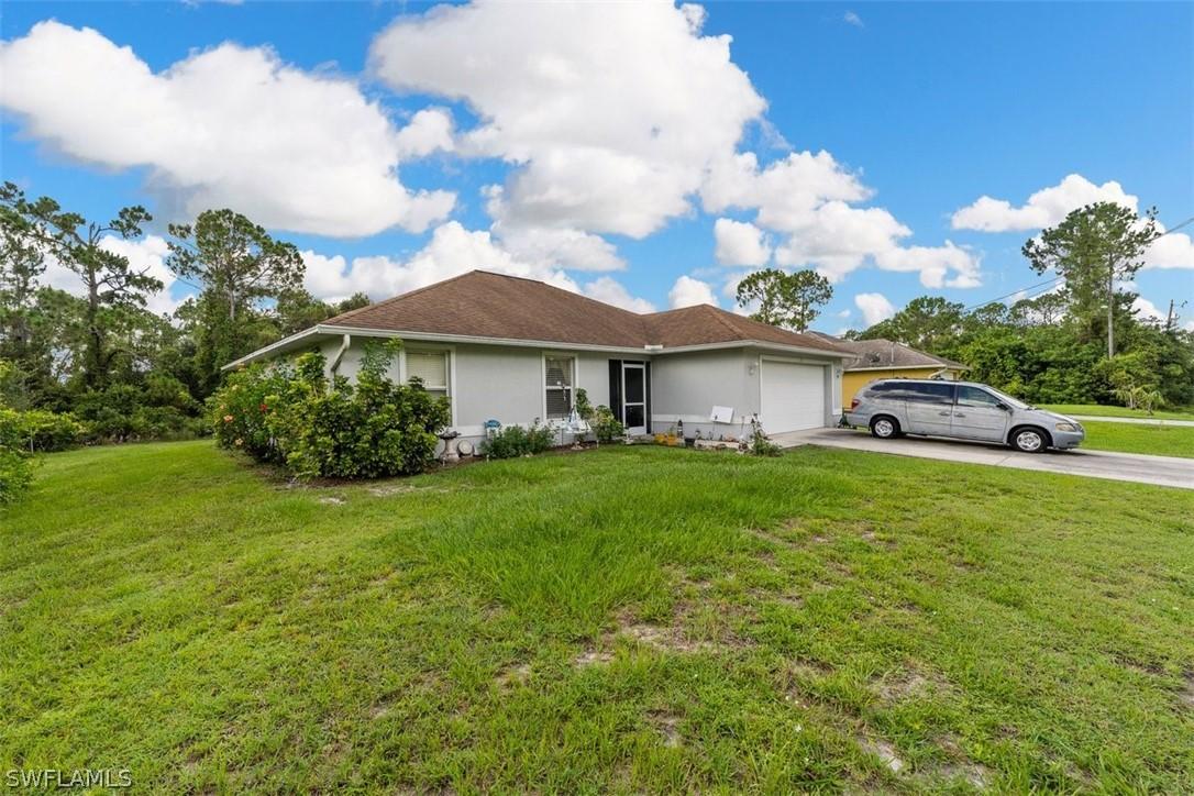 223 Beckley Dr., Lehigh Acres, FL 33974