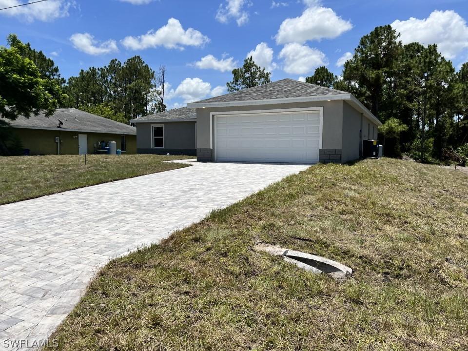 856 Casper Yost St., Lehigh Acres, FL 33974