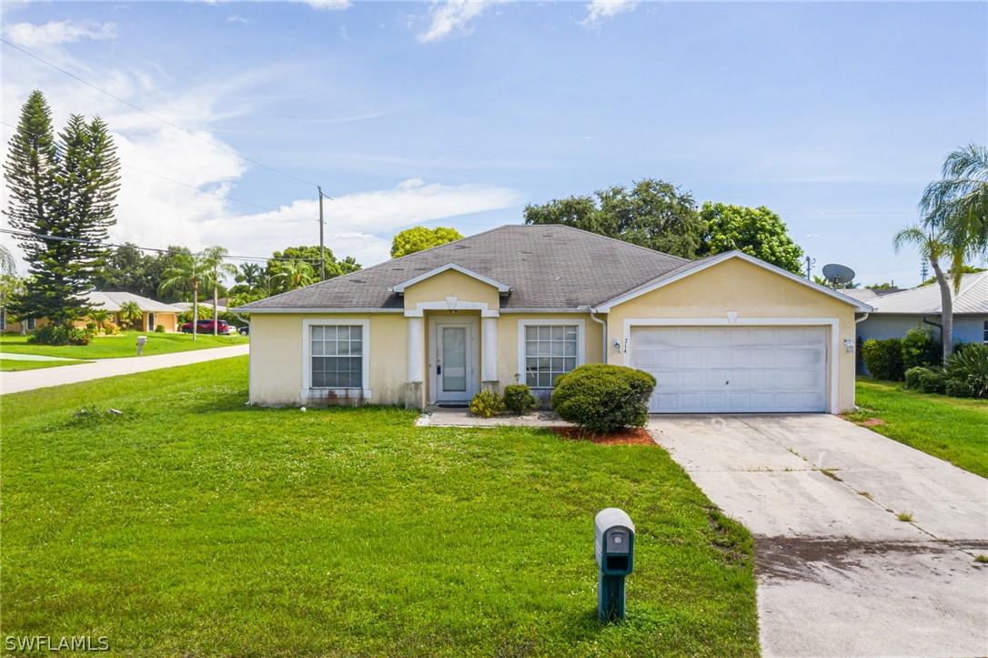 714 SE 35th Ter., Cape Coral, FL 33904