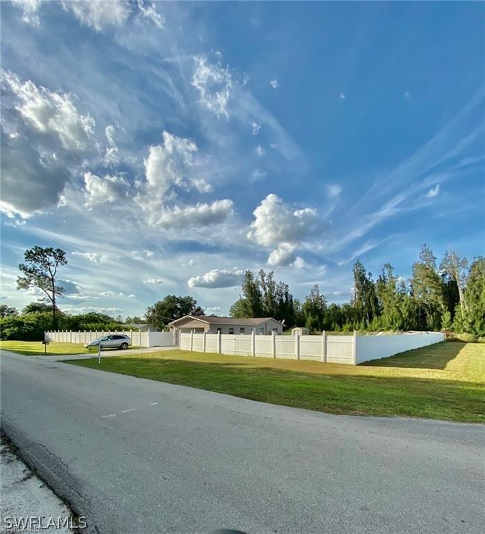 2507 E 14th St., Lehigh Acres, FL 33972
