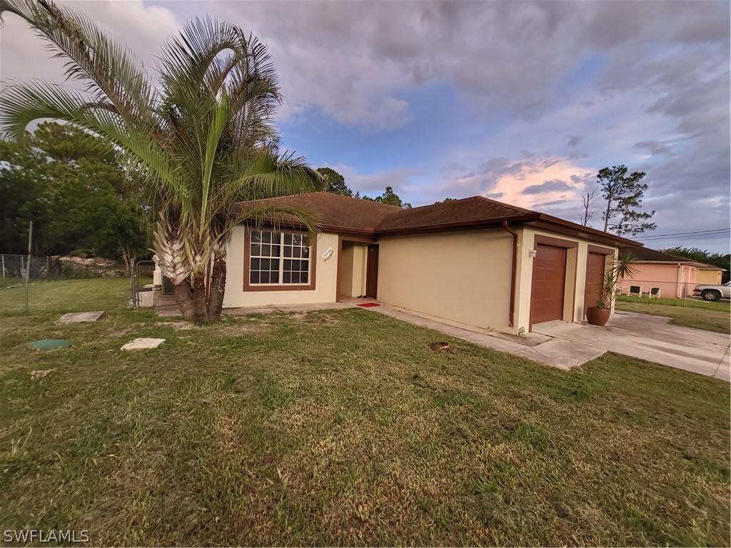 625-627 Hawthorne Ave., Lehigh Acres, FL 33974