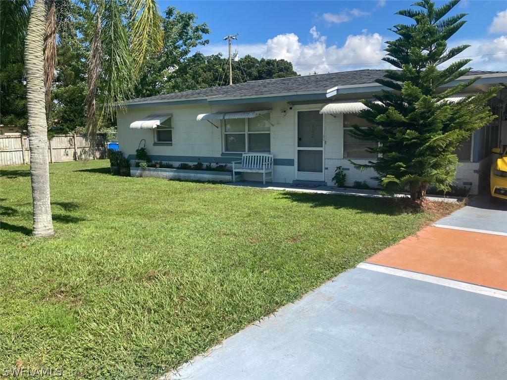 802 Coolidge Ave., Lehigh Acres, FL 33936