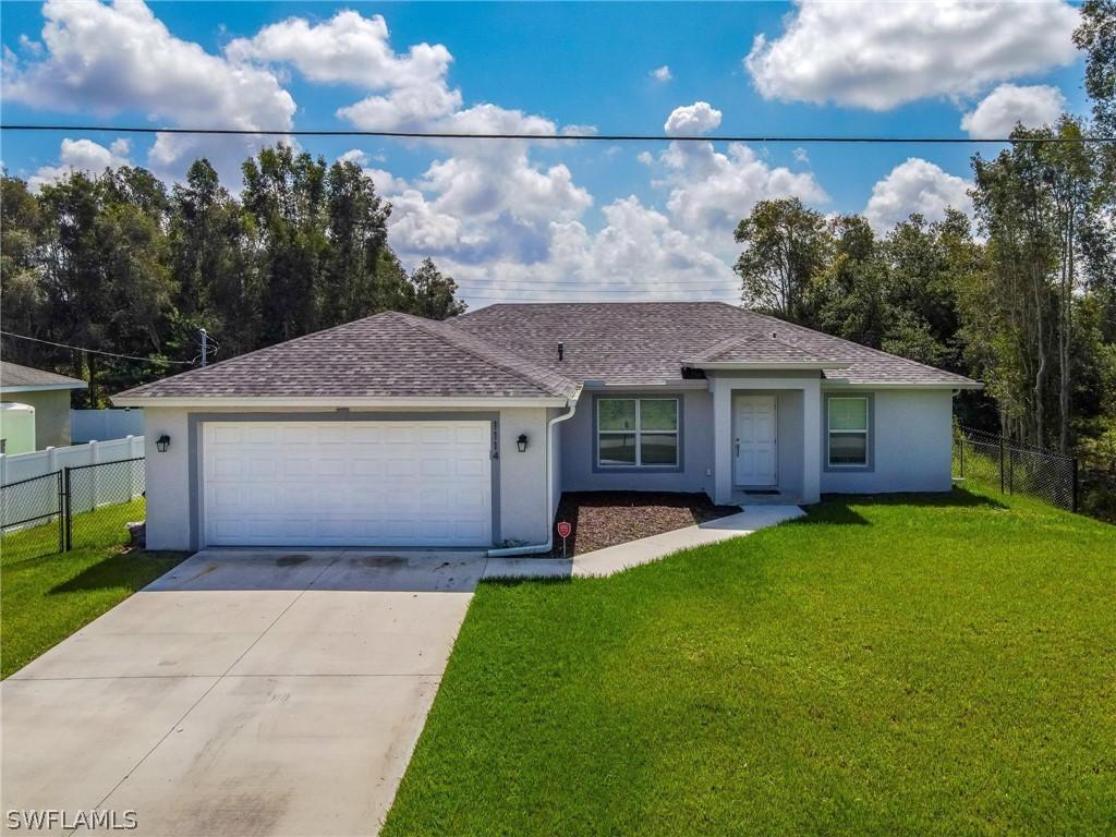 1114 Chapel Ave., Lehigh Acres, FL 33971