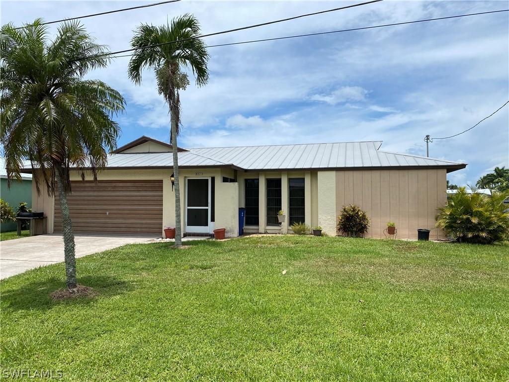 2223 Cactus Point Ln., St. James City, FL 33956