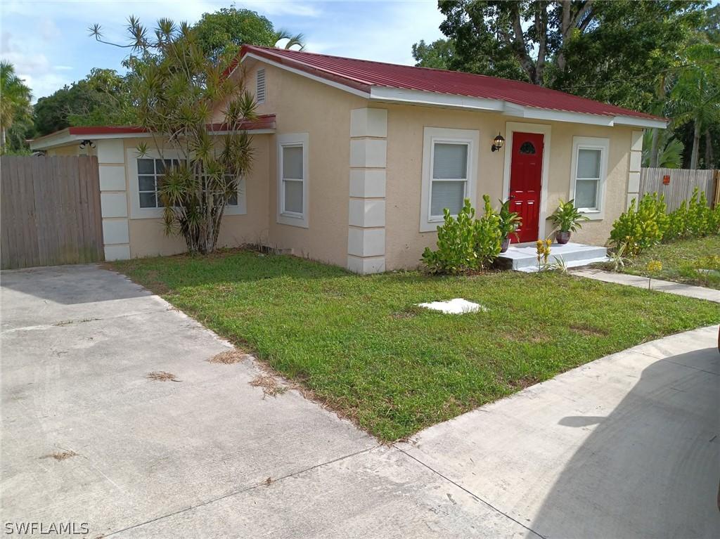 4248 Scott Ave., Fort Myers, FL 33905