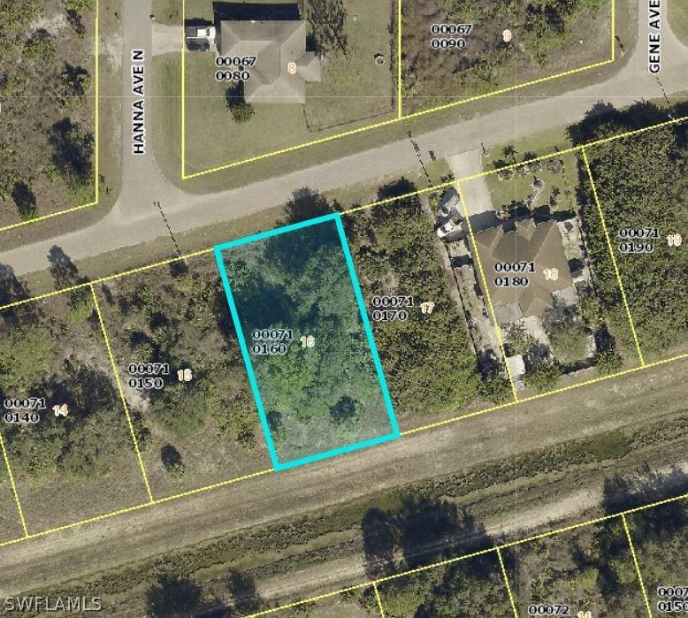 2715 Darlene Pl., Lehigh Acres, FL 33971