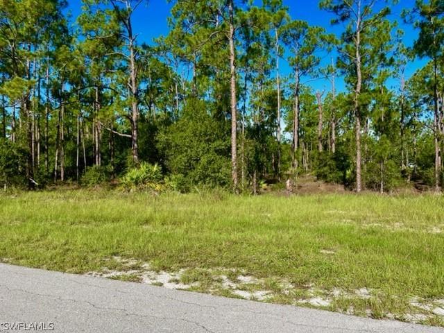 913 Moore Ave., Lehigh Acres, FL 33972