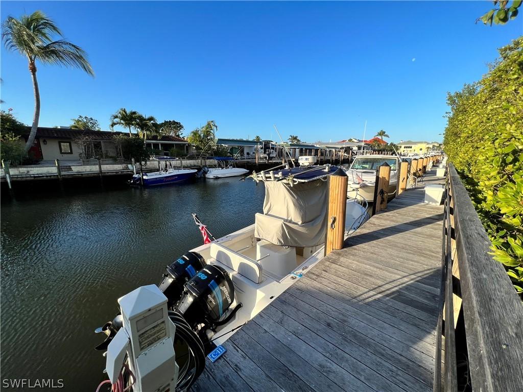 1500 5th Ave., Naples, FL 34102