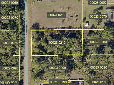 512 Maple Ave., Lehigh Acres, FL 33972