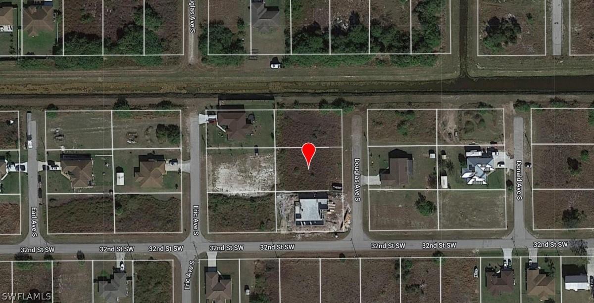 3102 Douglas Ave., Lehigh Acres, FL 33976