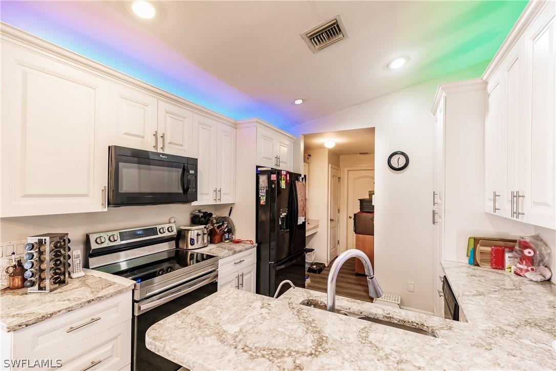 918 NE Juanita Pl., Cape Coral, FL 33909