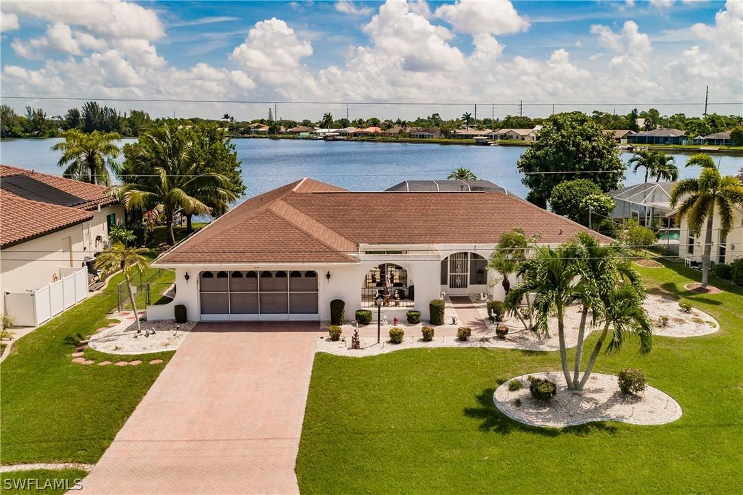 221 SW 9th Ter., Cape Coral, FL 33991