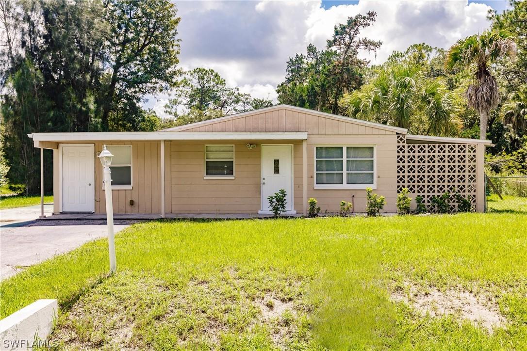 818 Sheldon Ave., Lehigh Acres, FL 33936