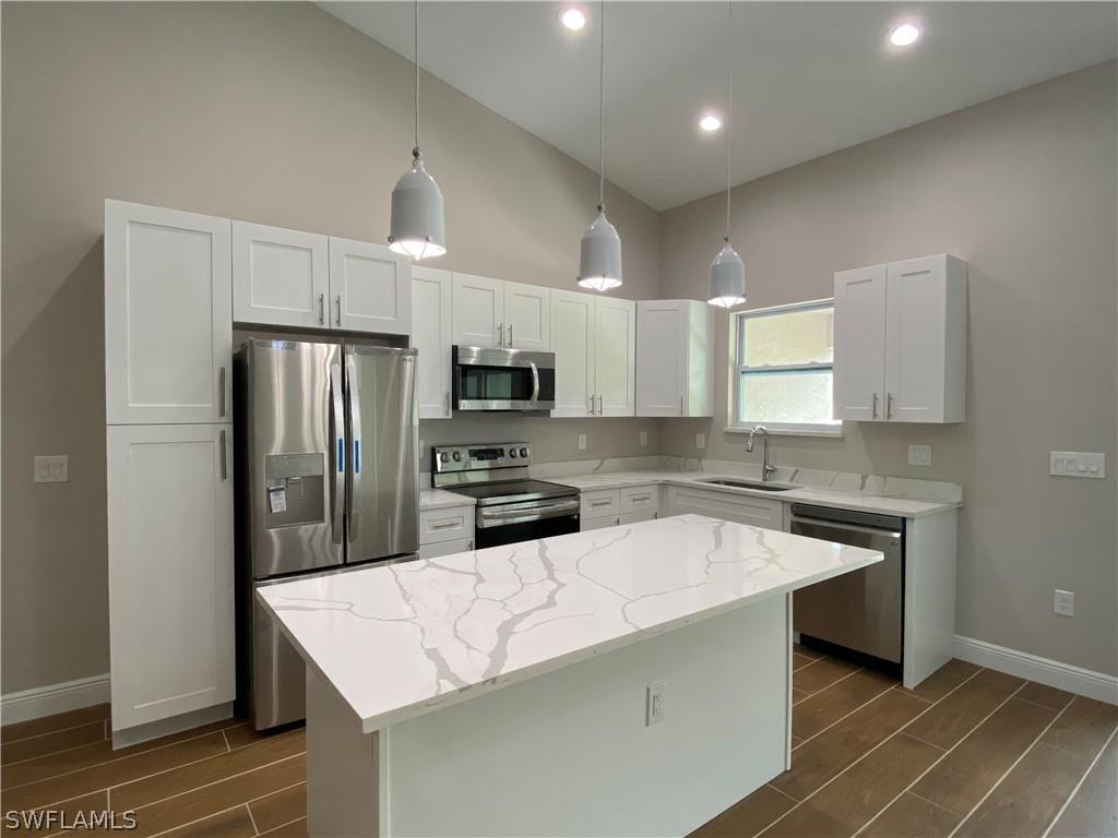 117-119 Meadow Rd., Lehigh Acres, FL 33973