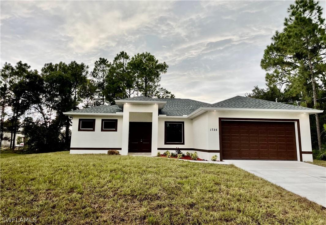 1725 Unice Ave., Lehigh Acres, FL 33971