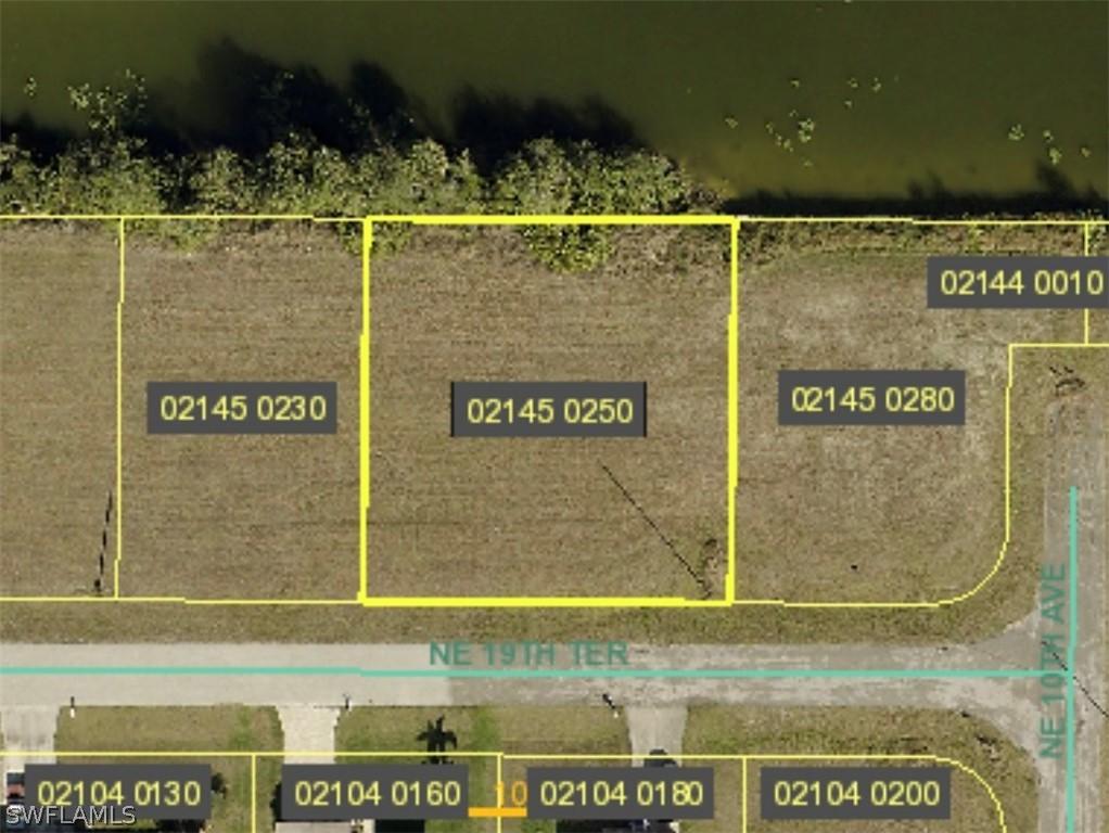 923 NE 19th Ter., Cape Coral, FL 33909