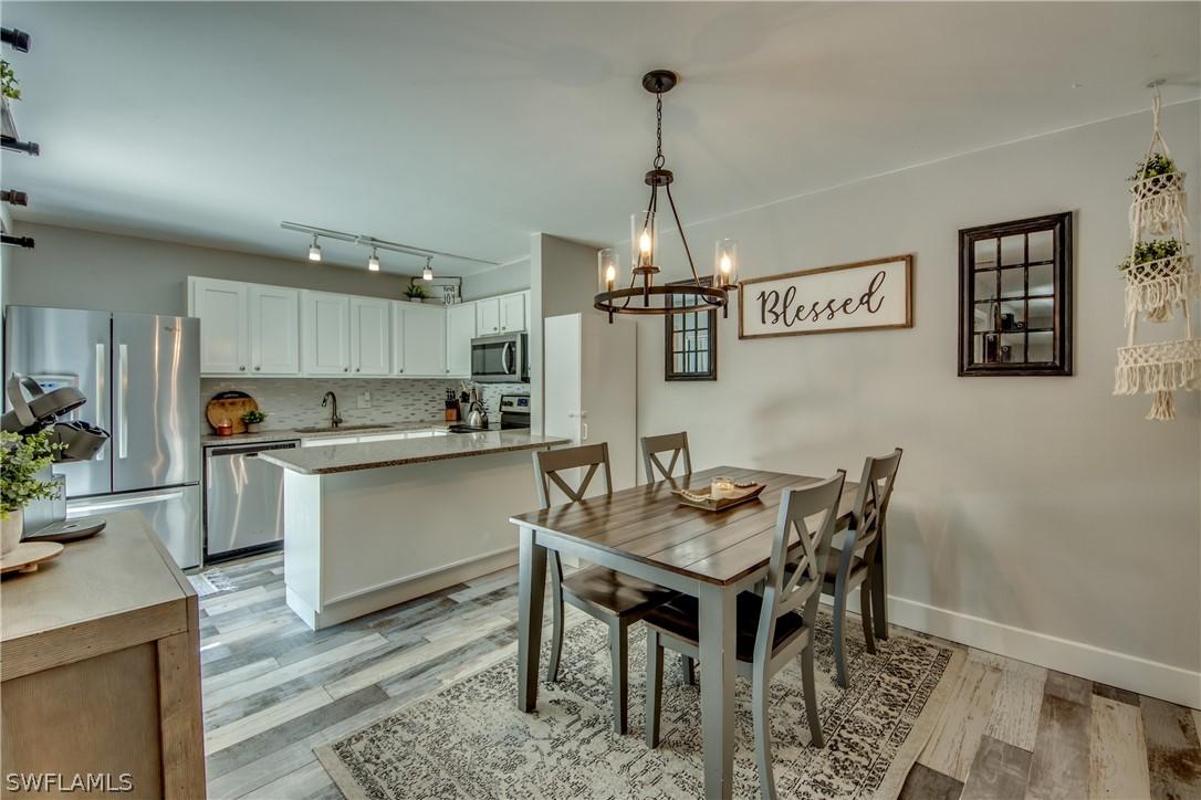 5229 Cedarbend Dr. #4, Fort Myers, FL 33919