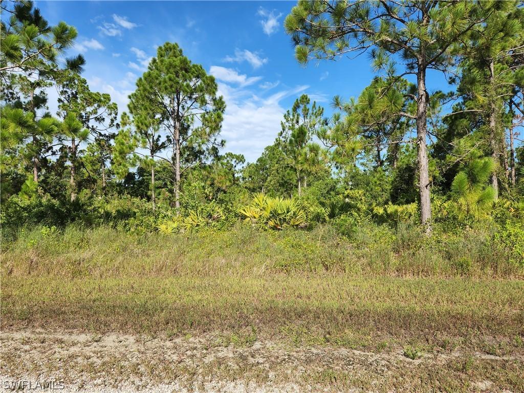 409 Hines Ave., Lehigh Acres, FL 33972