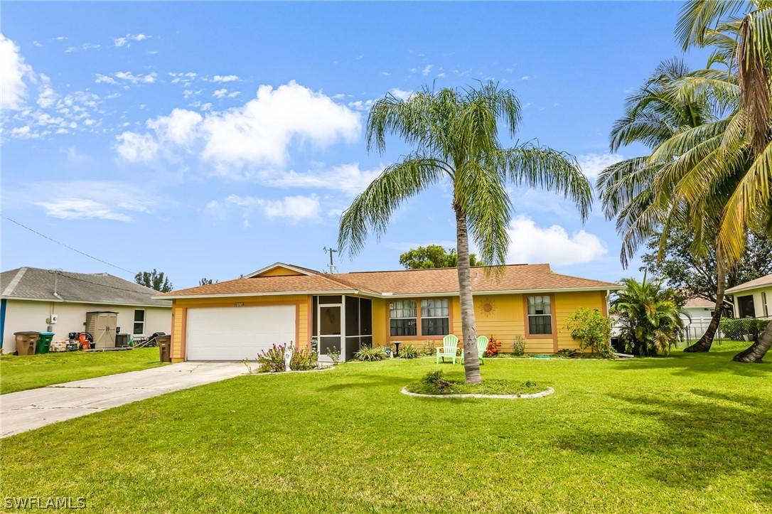 923 SW 29th Ter., Cape Coral, FL 33914