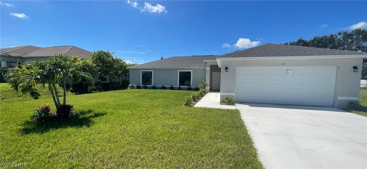 920 NE 9th Ter., Cape Coral, FL 33909