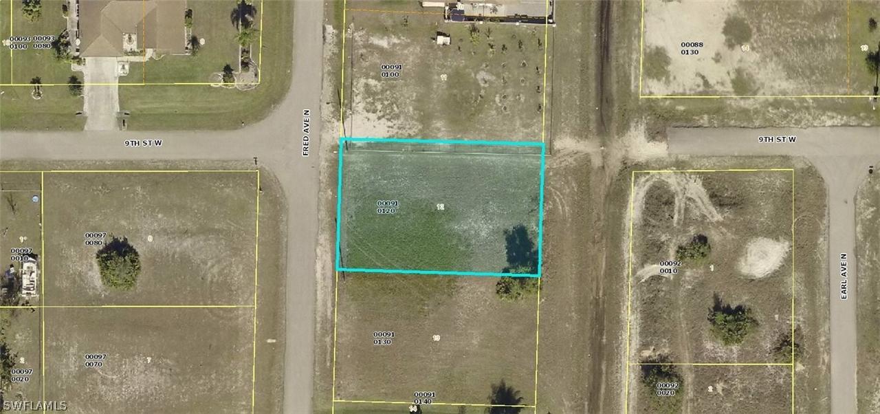 808 Fred Ave., Lehigh Acres, FL 33971