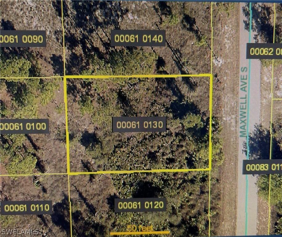 1032 Maxwell Ave., Lehigh Acres, FL 33974