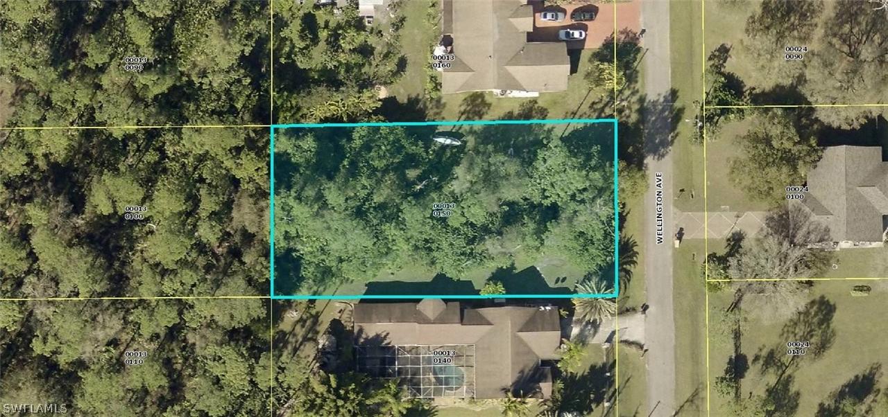 105 Wellington Ave., Lehigh Acres, FL 33936