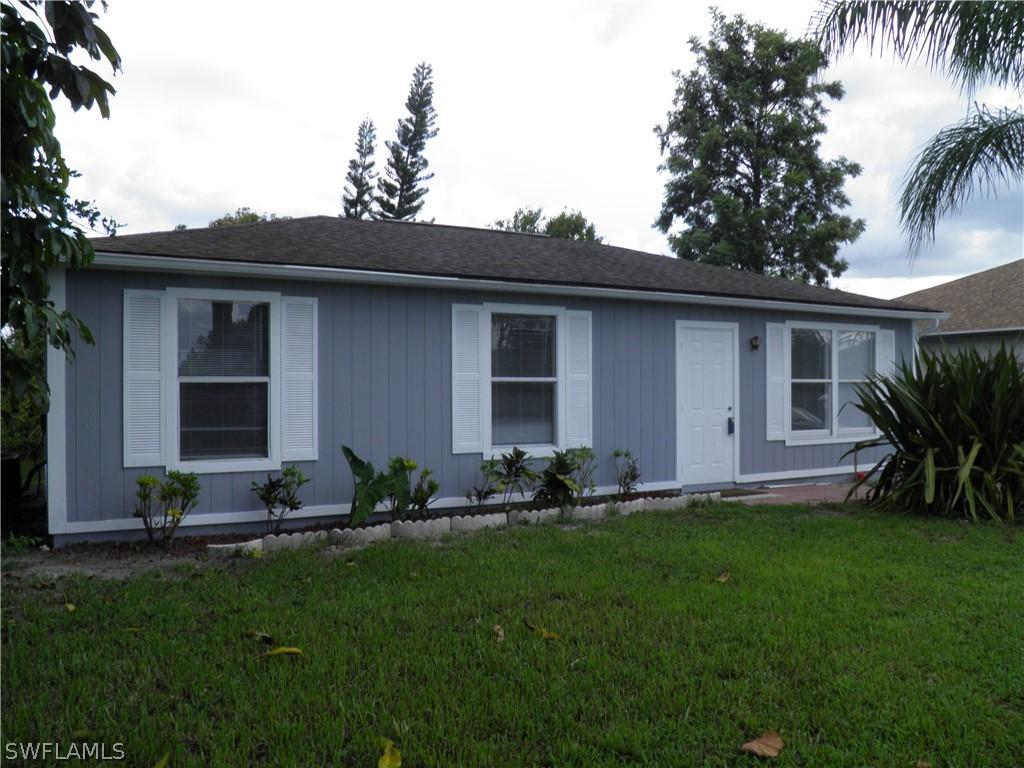 5227 7th St., Lehigh Acres, FL 33971