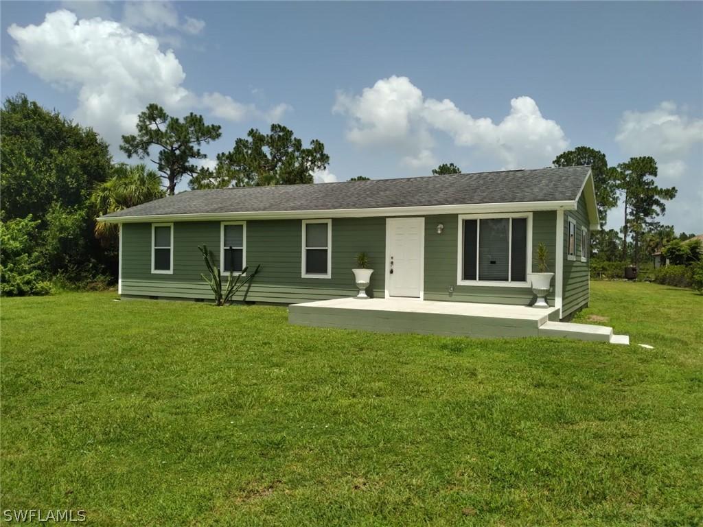 608 Wellington Ave., Lehigh Acres, FL 33972