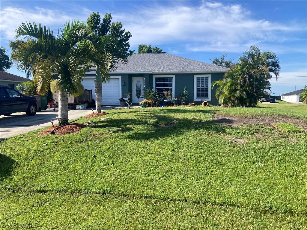 702 NW 2nd Ter., Cape Coral, FL 33993