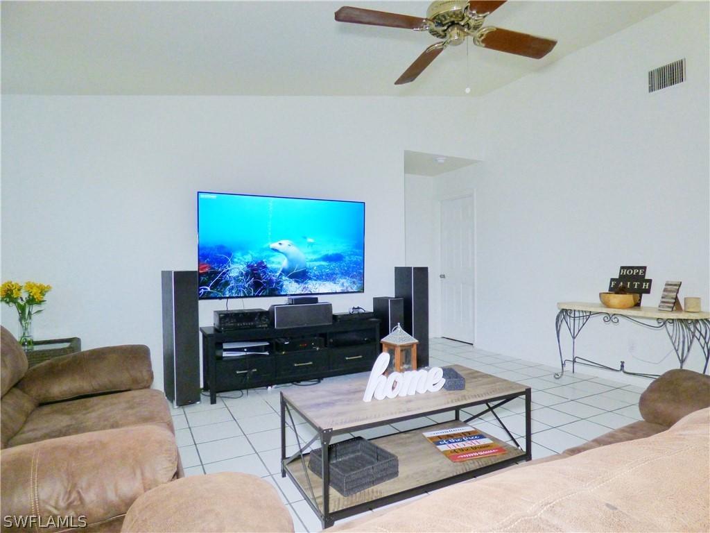35 NE 13th Ave., Cape Coral, FL 33909