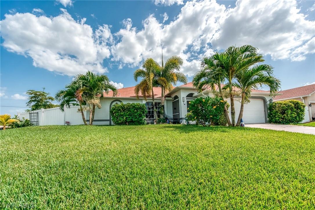 304 NE 23rd Ter., Cape Coral, FL 33909
