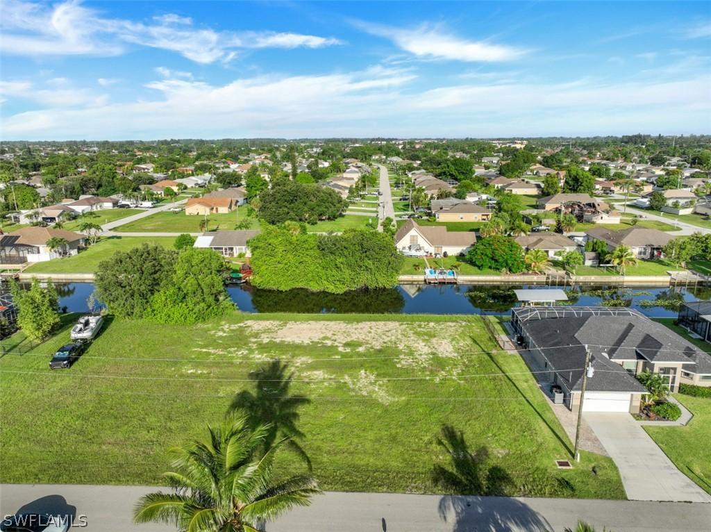 318 SE 5th Ave., Cape Coral, FL 33990