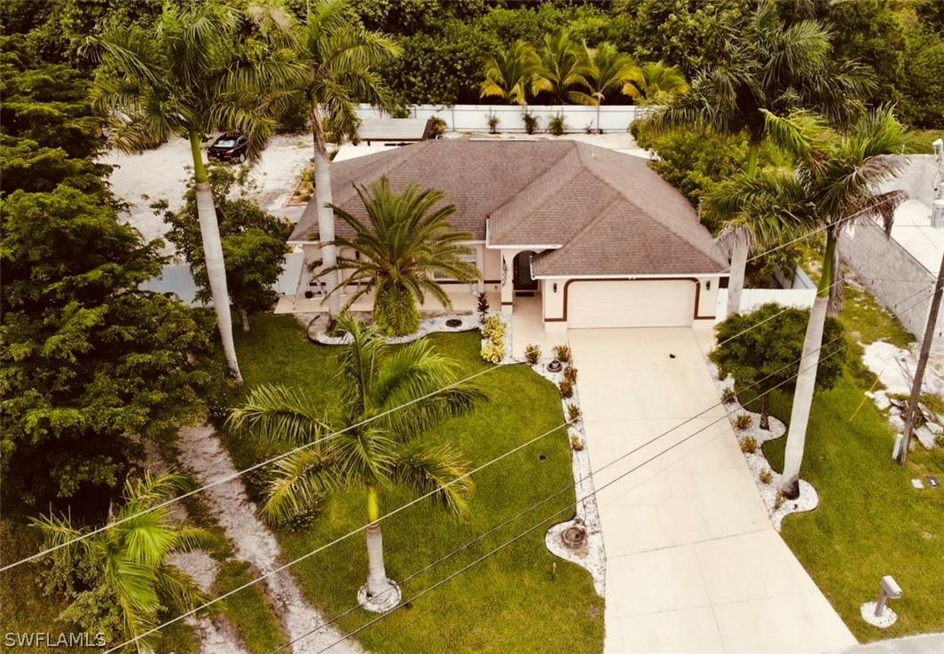 329 NW 12th Pl., Cape Coral, FL 33993