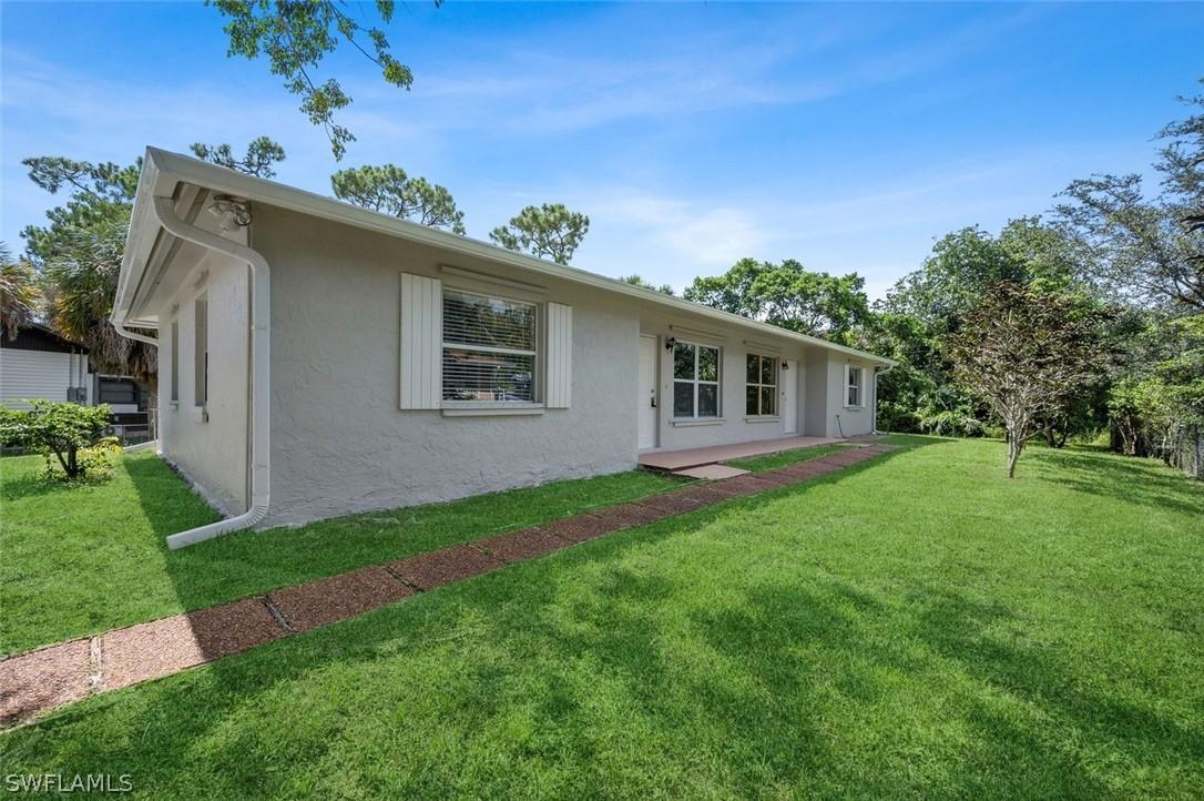 198 3rd St., Naples, FL 34113