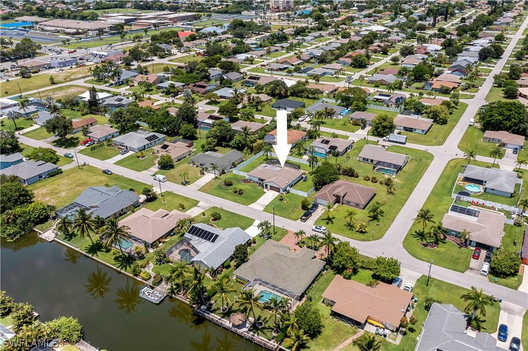 1721 SE 6th Ln., Cape Coral, FL 33990
