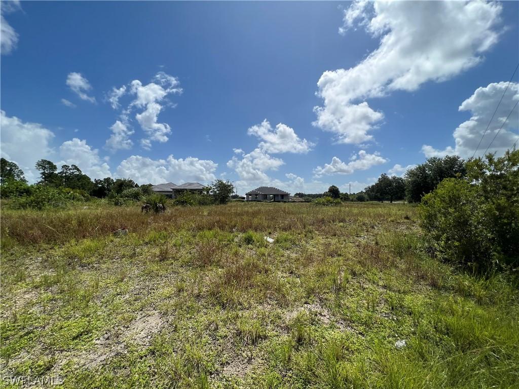 2002 Christopher Ave., Lehigh Acres, FL 33971