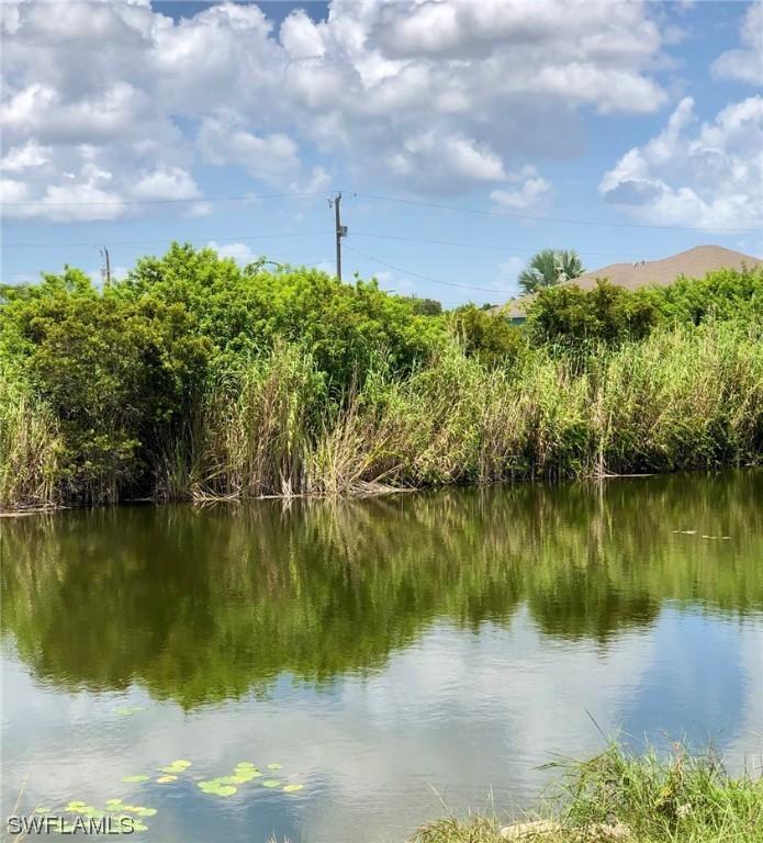 2740 NE 6th Ave., Cape Coral, FL 33909